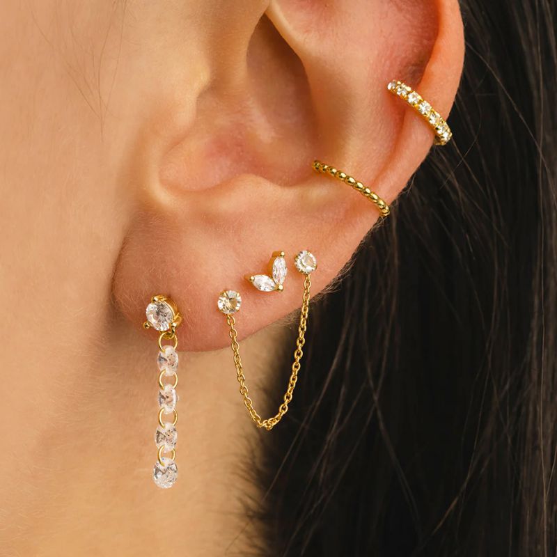 Pendientes Piercing Geométricos De Diamantes De Acero