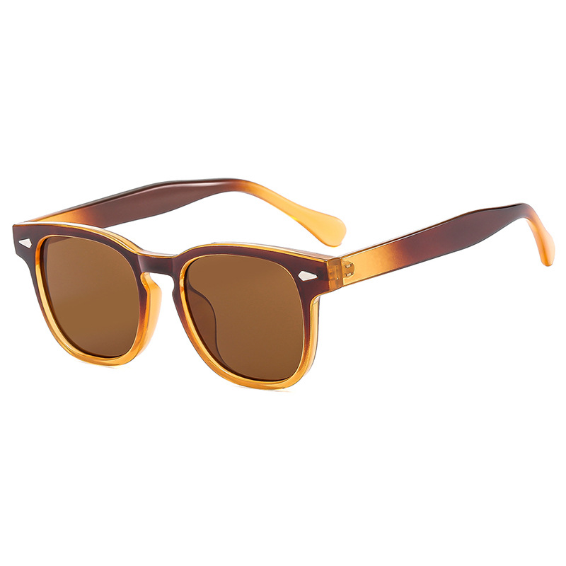Gafas De Sol Cuadradas Con Tachuelas De Arroz