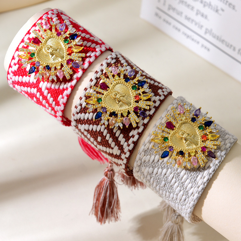 Pulsera De Borla Trenzada Con Patrón Geométrico De Retrato De Corazón De Circonio Con Incrustaciones De Cobre