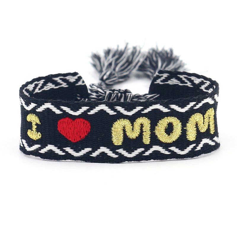 Pulsera Con Borlas Y Cinta Con Letras Bordadas