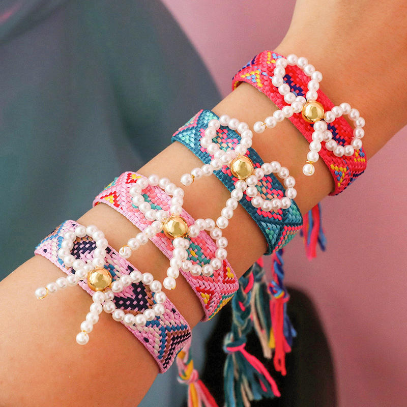Pulsera Con Borlas Y Estampado De Perlas Tejidas Con Lazo