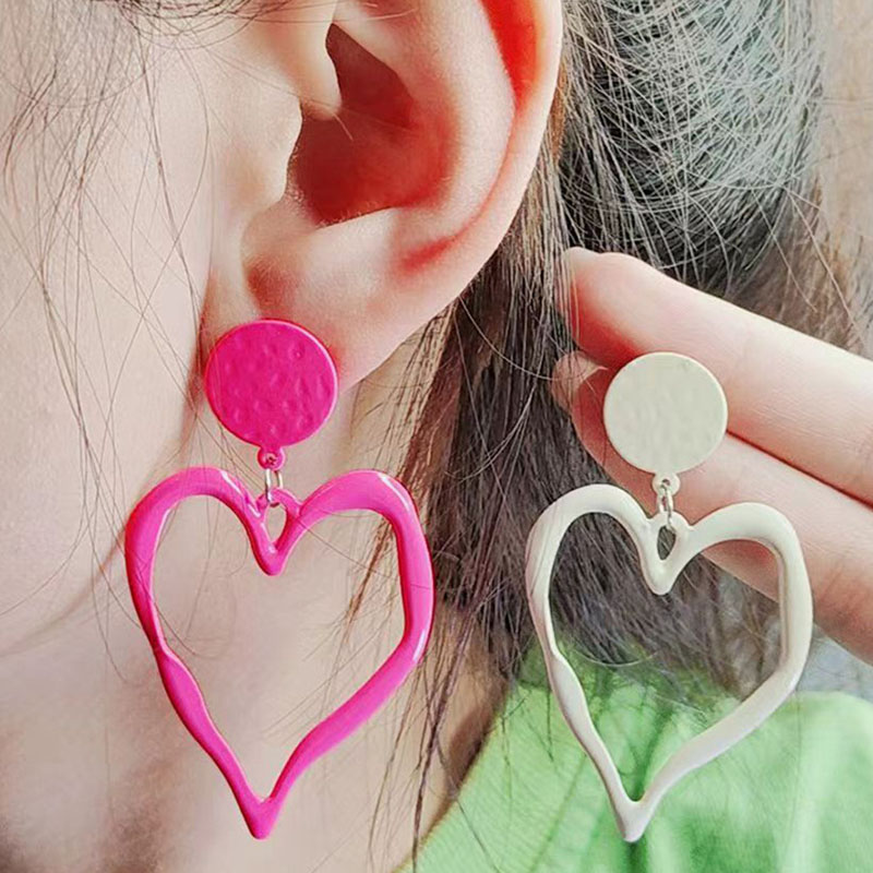 Pendientes De Amor Huecos De Metal