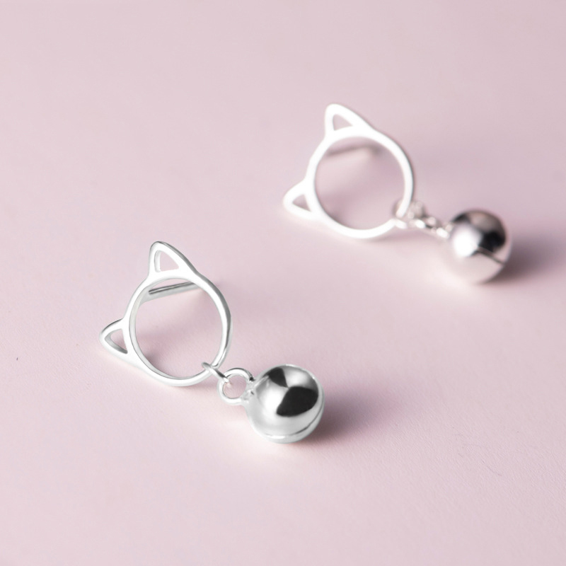 Pendientes De Campana De Gato De Plata