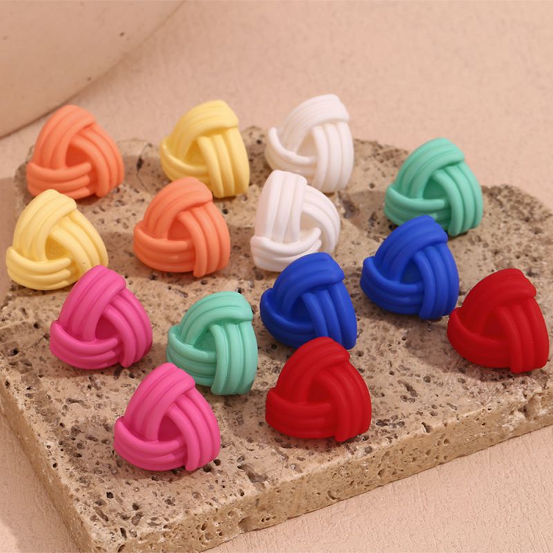 Pendientes Triangulares De Acero Pintado