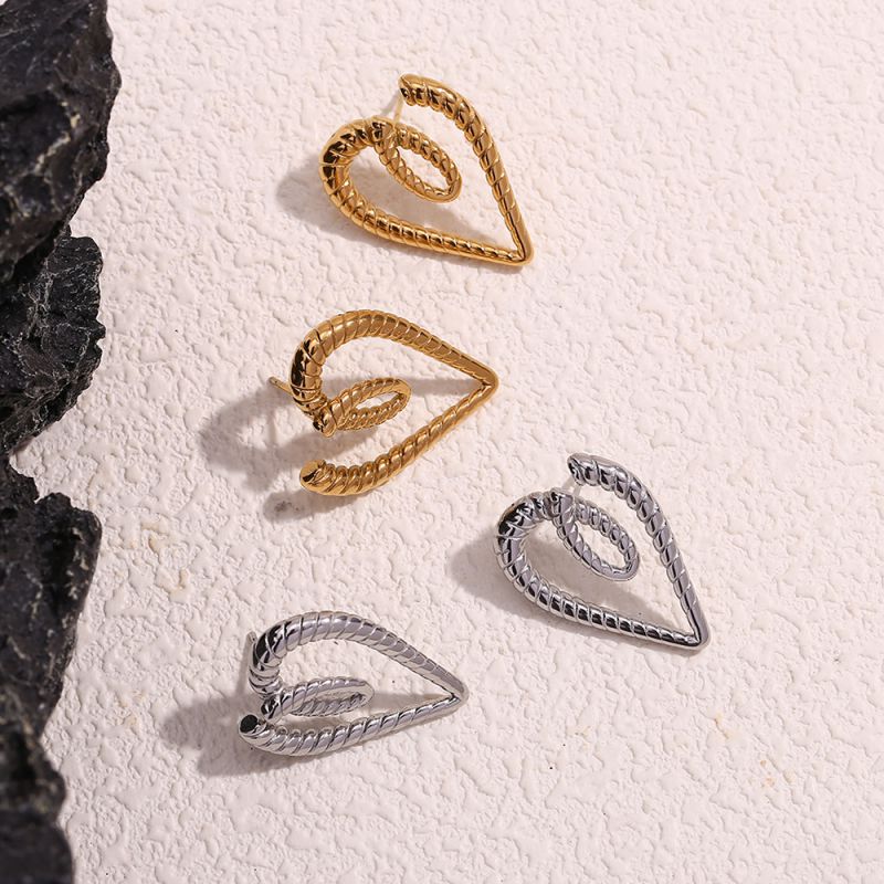 Pendientes De Amor De Acero Inoxidable Bañados En Oro