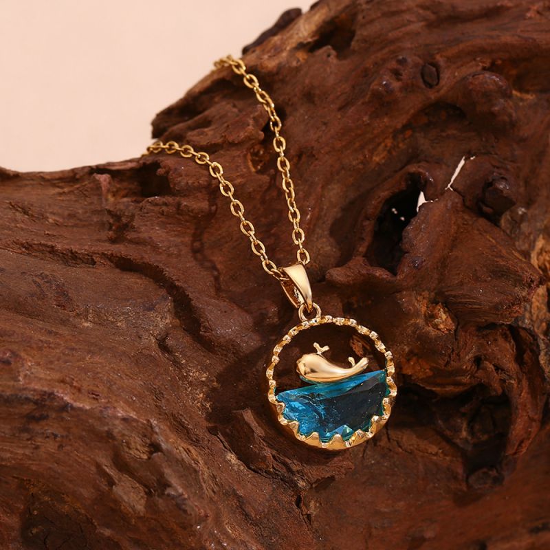 Collar De Ballena Oceánica Bañado En Oro De Acero Inoxidable