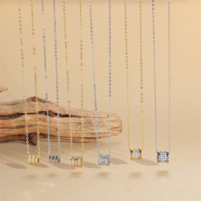 Collar Geométrico De Cobre Bañado En Oro Con Diamantes