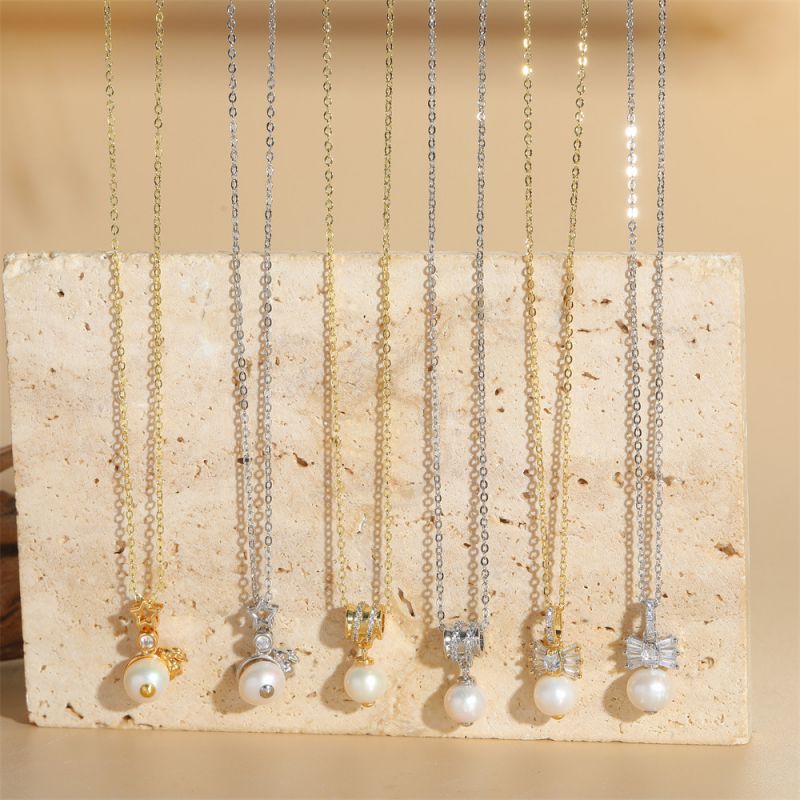 Collar De Cobre Bañado En Oro Y Diamantes.