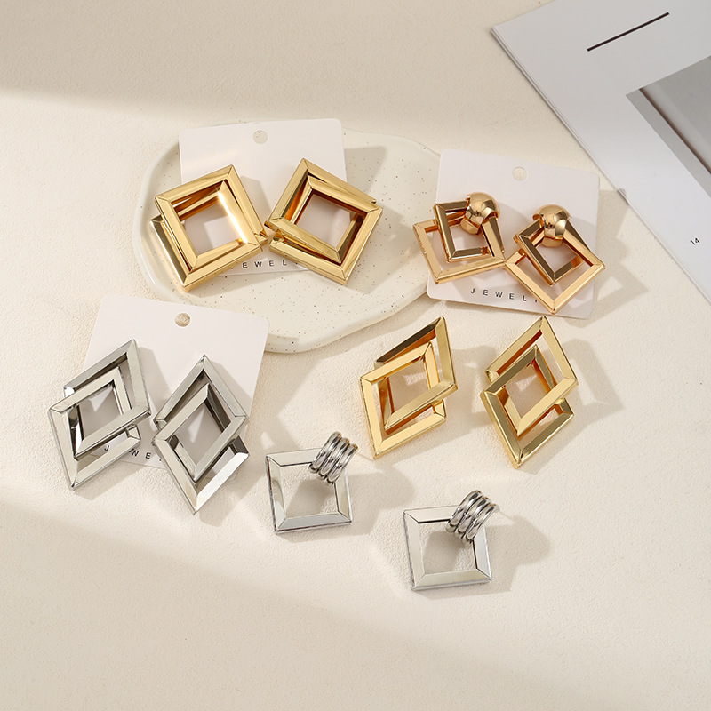 Pendientes Rombos De Metal