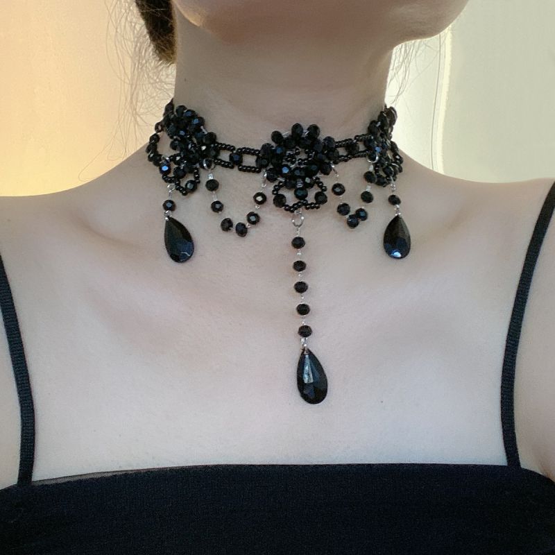 Collar De Cuentas De Cristal Con Borlas Trenzadas De Aleación