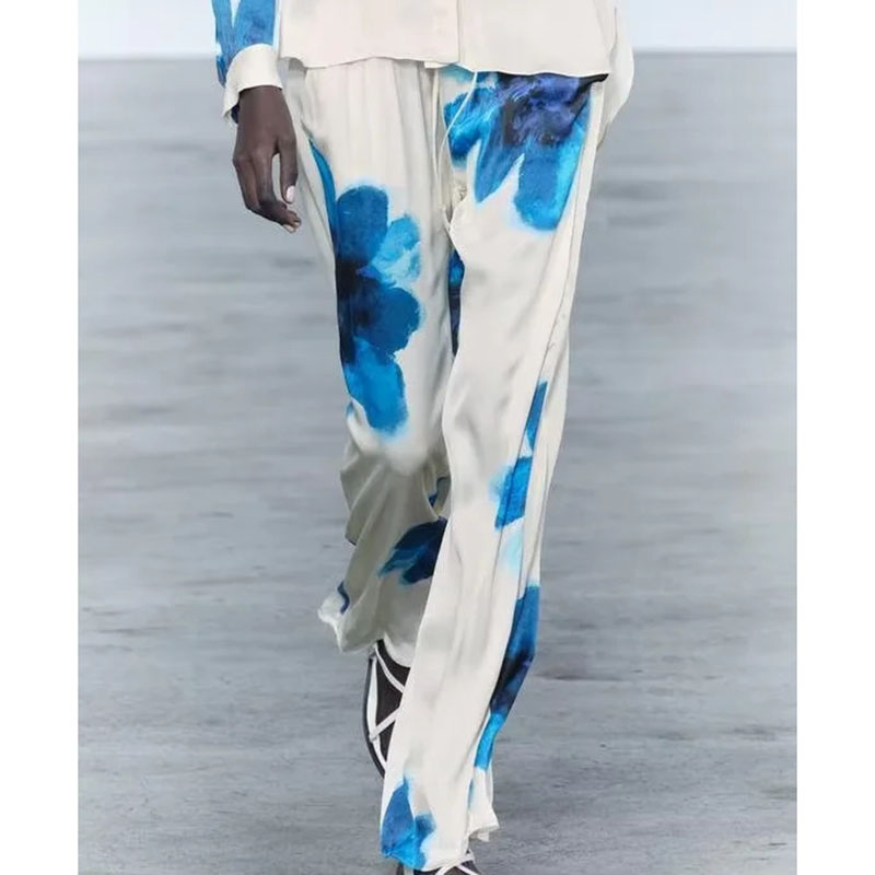 Pantalón Recto Estampado Con Cordones