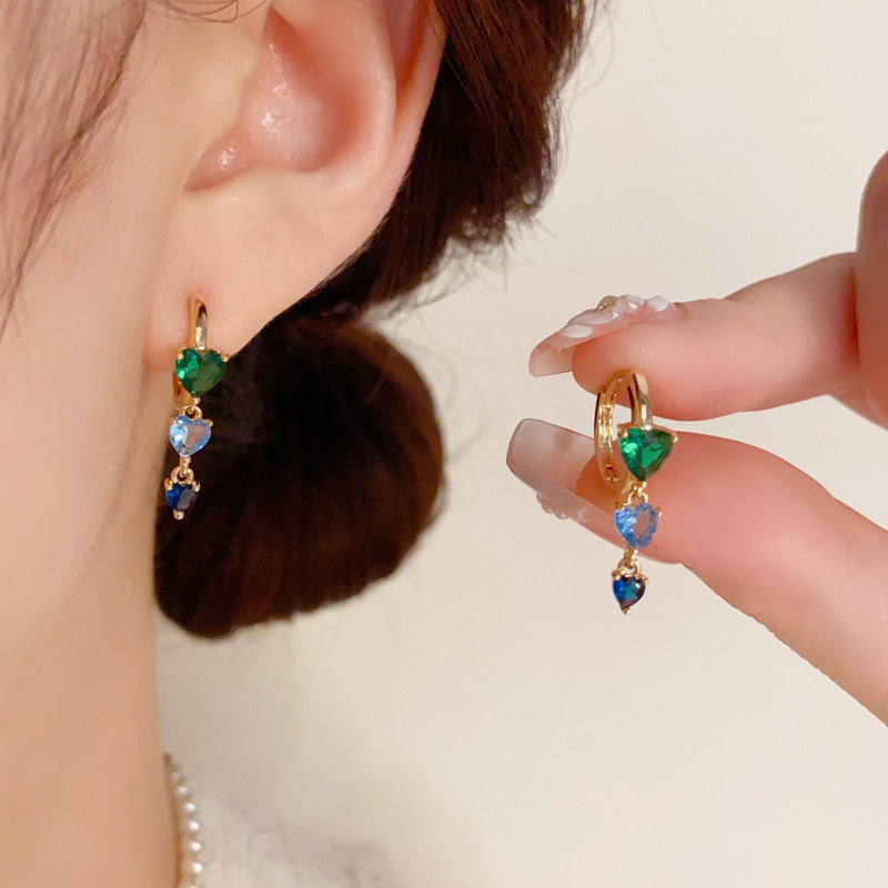 Pendientes De Aro Con Borlas De Corazón