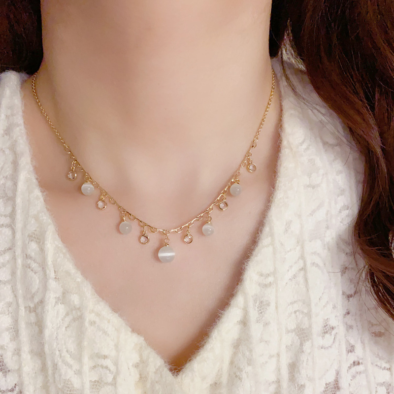 Collar De Borlas De Ojo De Gato