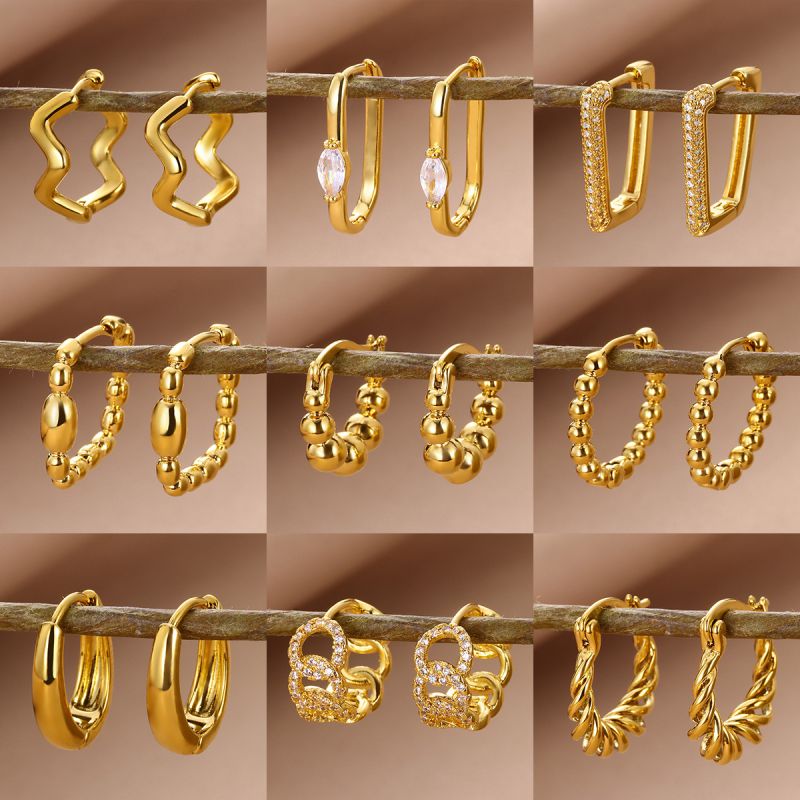 Pendientes Geométricos De Cobre Bañados En Oro Con Circonitas