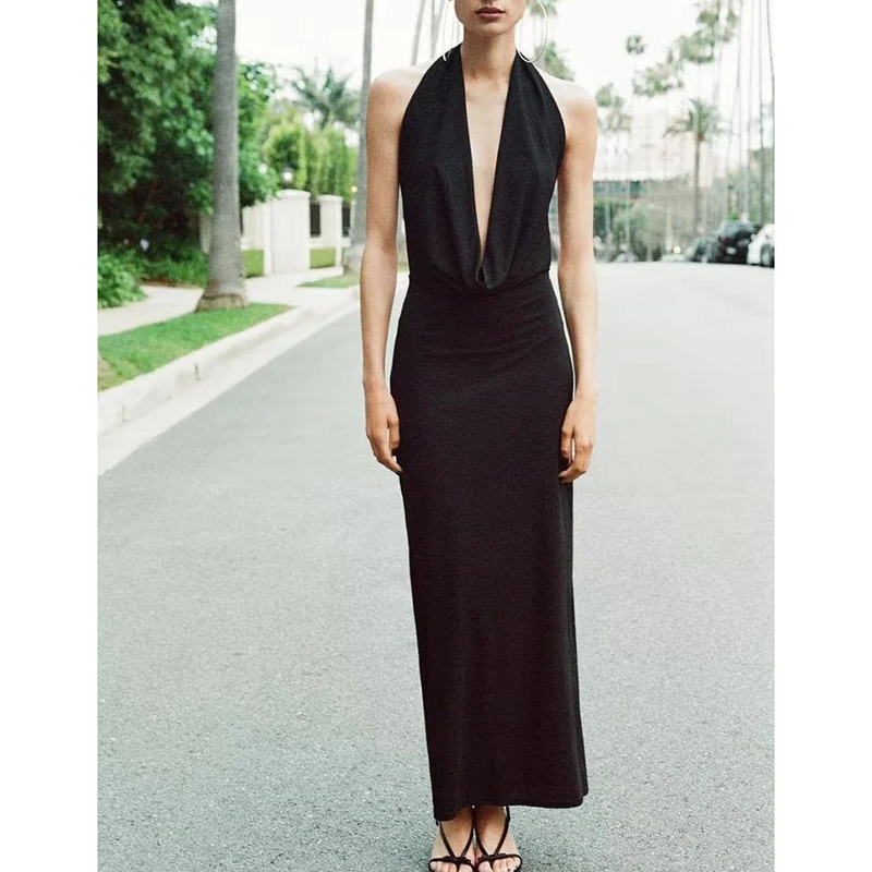 Vestido Largo Con Cuello Halter Plisado En Mezcla