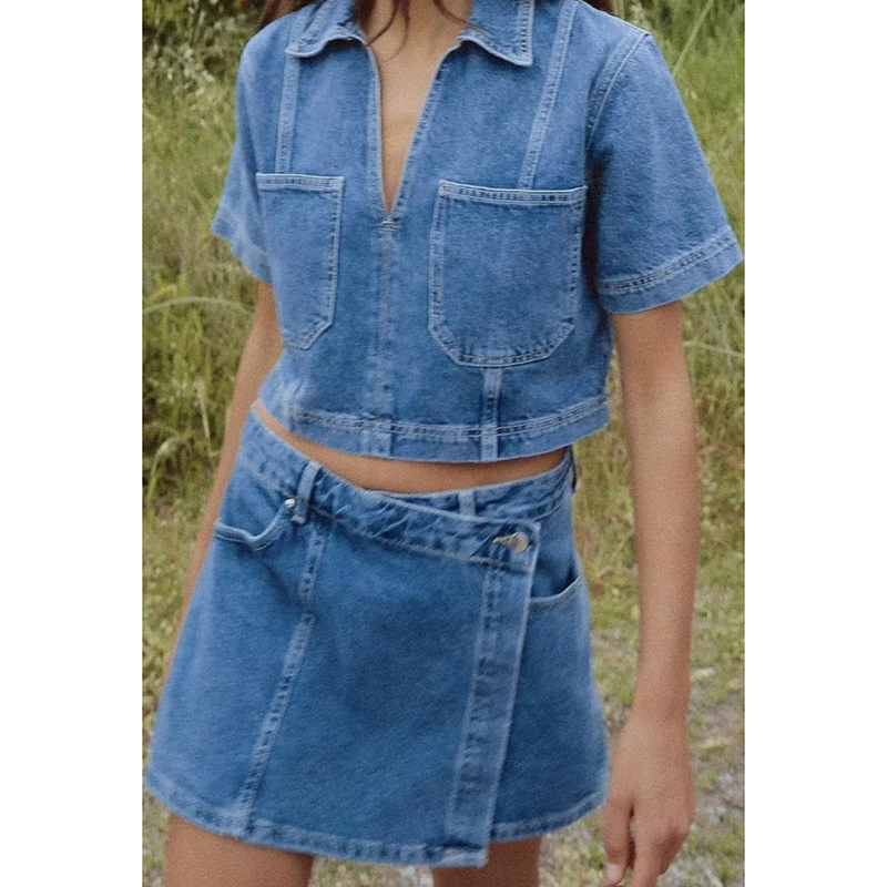 Culottes Irregulares Denim Con Doble Botonadura