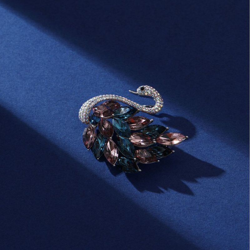 Broche Cisne De Cobre Y Diamantes