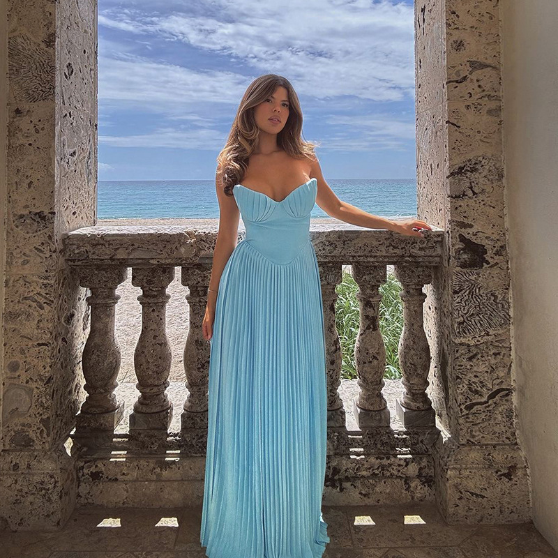 Vestido Largo Plisado Con Cuello En V