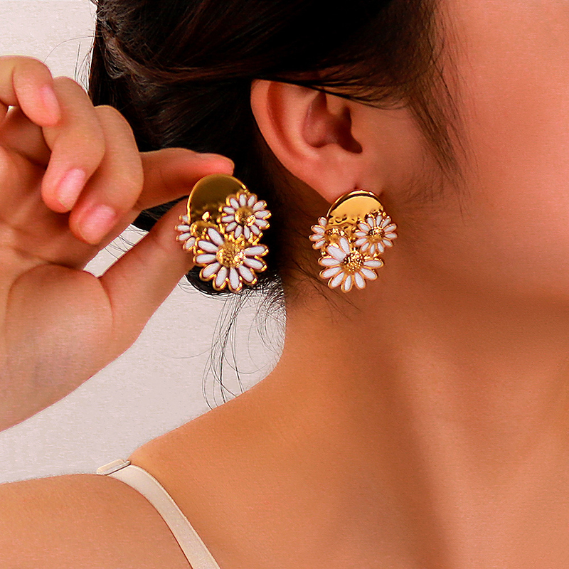 Pendientes De Flores De Acero Inoxidable