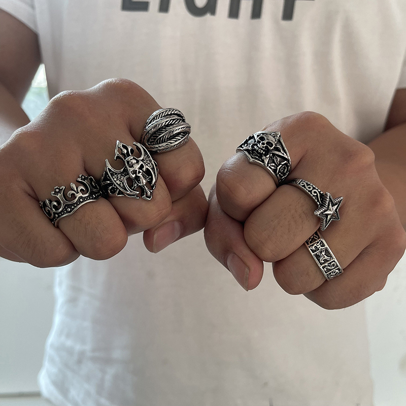 Conjunto De Anillos De Hombre Con Hoja De Estrella De Cinco Puntas Geométrica De Aleación