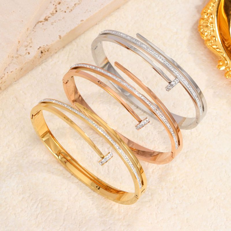 Pulsera De Uñas De Diamantes De Acero Inoxidable.