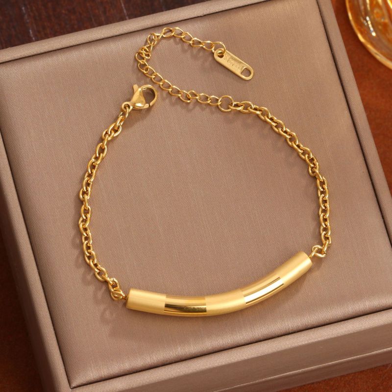 Brazalete Curvo Geométrico Esmerilado De Acero Titanio