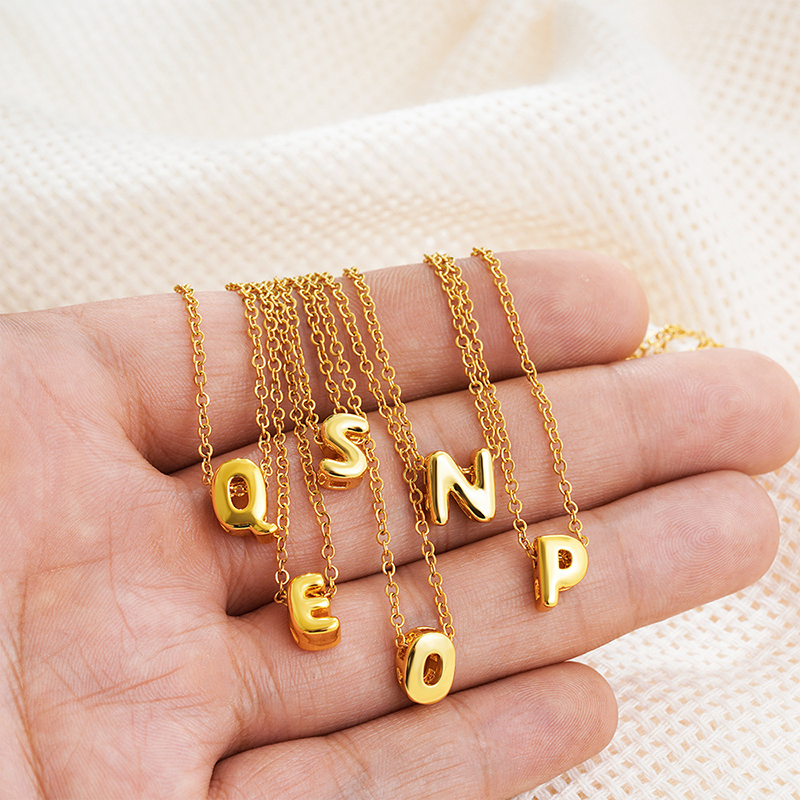 Collar De 26 Letras De Acero Inoxidable Pulido