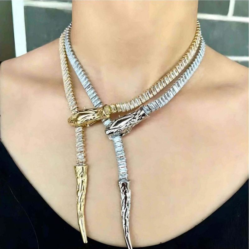 Collar De Serpiente Con Diamantes De Imitación Y Hueso De Serpiente