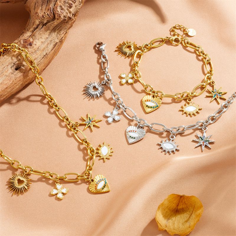 Pulsera De Acero De Titanio Con Corazón Y Estrella De Diamantes