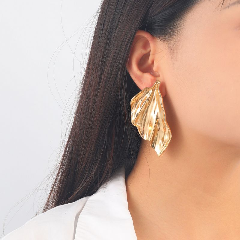 Pendientes De Hojas Irregulares