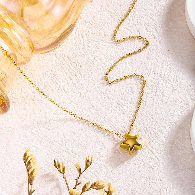 Collar De Estrella De Cinco Puntas De Acero De Titanio