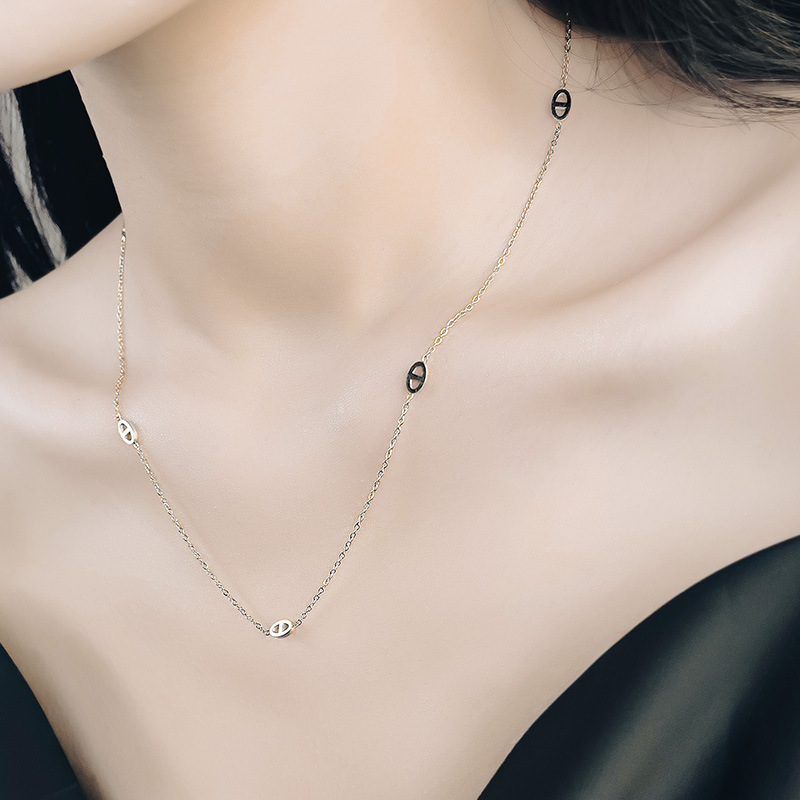 Collar De Titanio Con Forma De Nariz De Cerdo