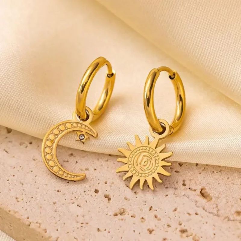 Pendientes De Sol Y Luna De Diamantes De Acero