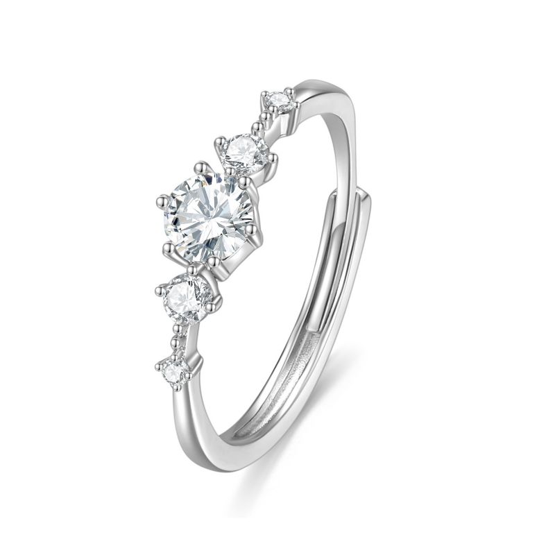 Anillo De Plata Con Diamantes Redondos