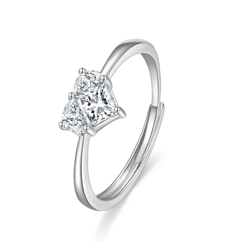 Anillo De Plata Con Corazón De Diamantes