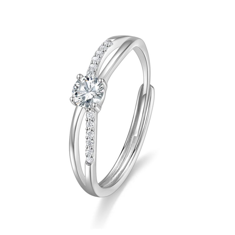 Anillo De Plata Con Diamantes Redondos