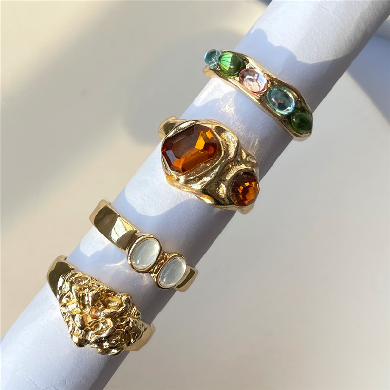 Juego De Anillos Irregulares De Aleación Con Diamantes