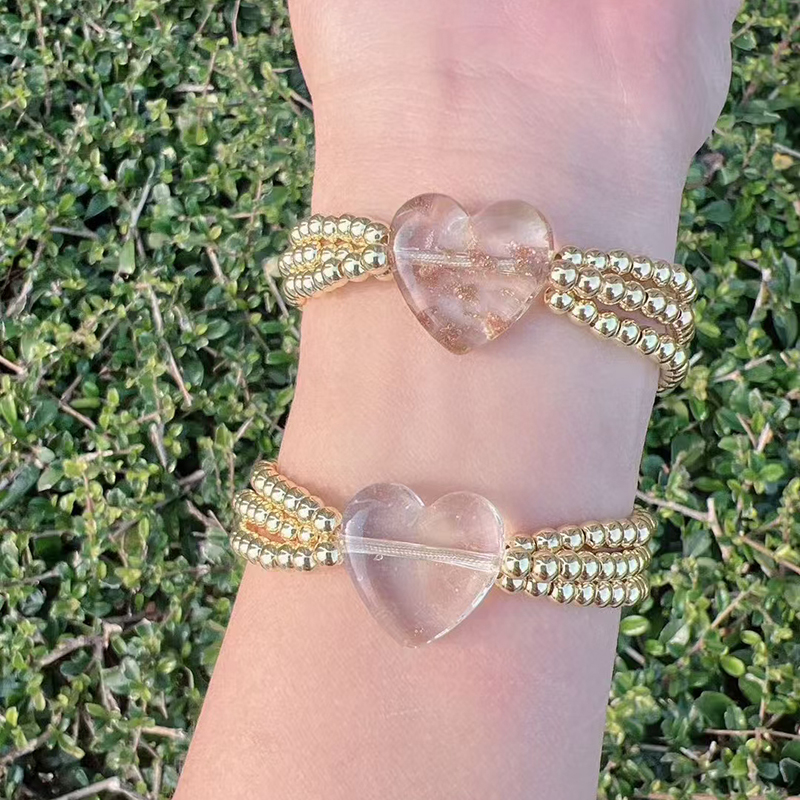 Pulsera De Corazón Con Cuentas De Cobre Bañadas En Oro