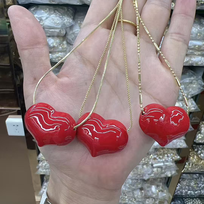 Collar De Corazón De Cobre En 3d