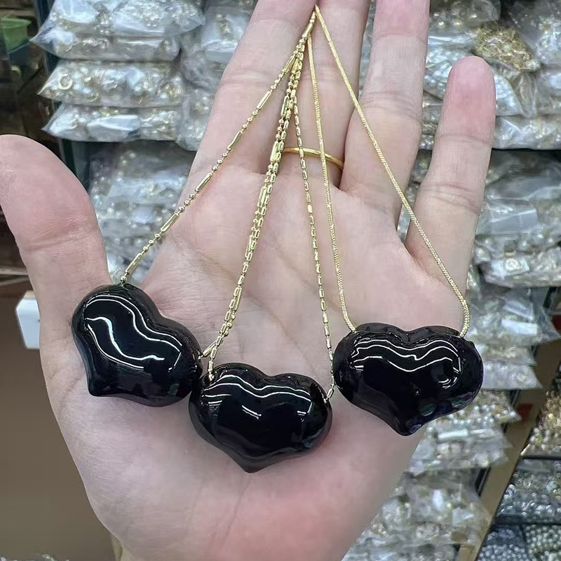 Collar De Corazón De Cobre En 3d