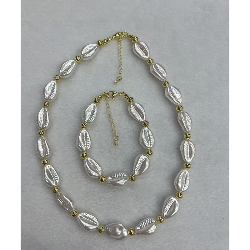 Collar De Cuentas De Concha De Cobre Bañado En Oro