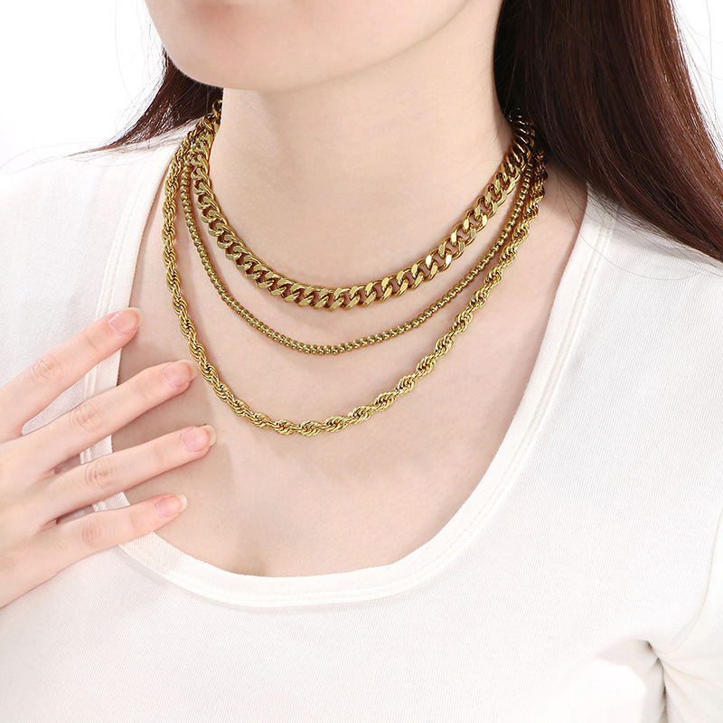 Collar Multicapa Para Hombre Con Cadena De Acero Y Titanio
