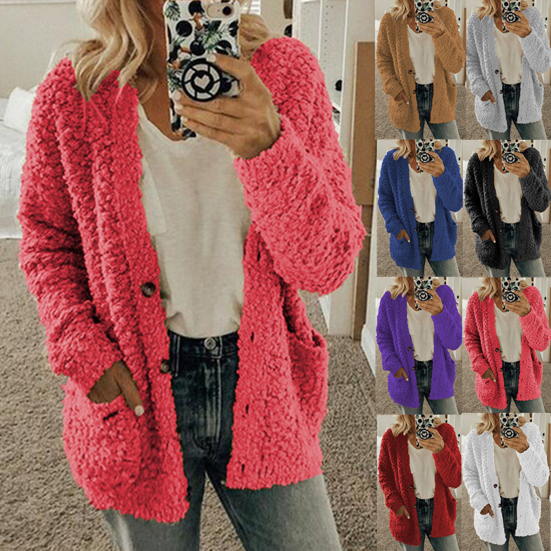 Chaqueta De Lana De Cordero Con Botones