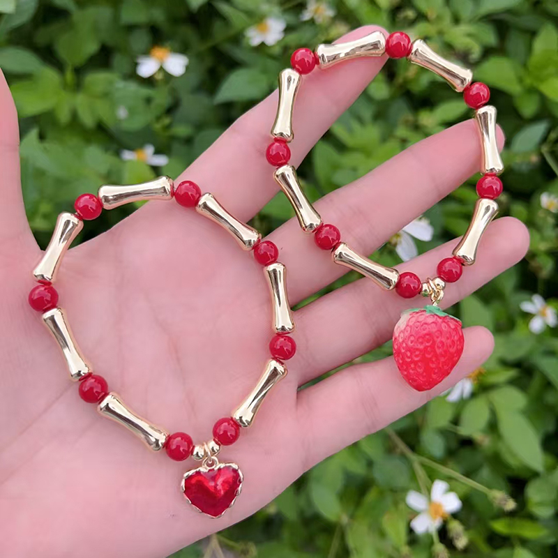 Pulsera De Fresa Con Cuentas En Los Nudillos De Cobre Bañada En Oro