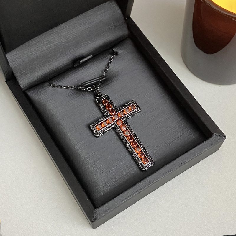 Colgante De Cruz De Diamantes De Cobre Para Hombre (sin Cadena)