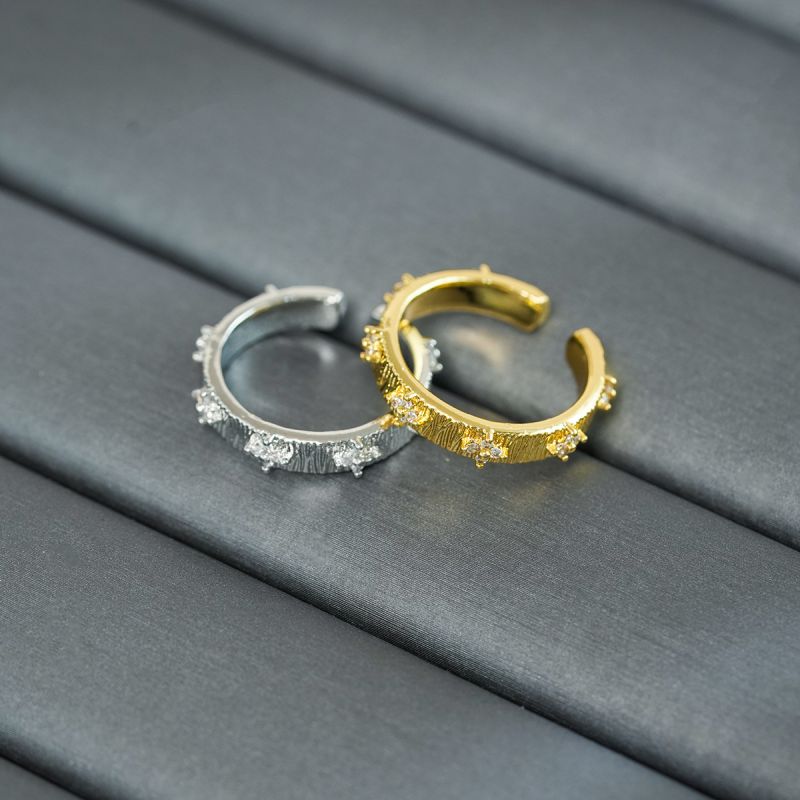Anillo Redondo De Cobre Y Diamantes
