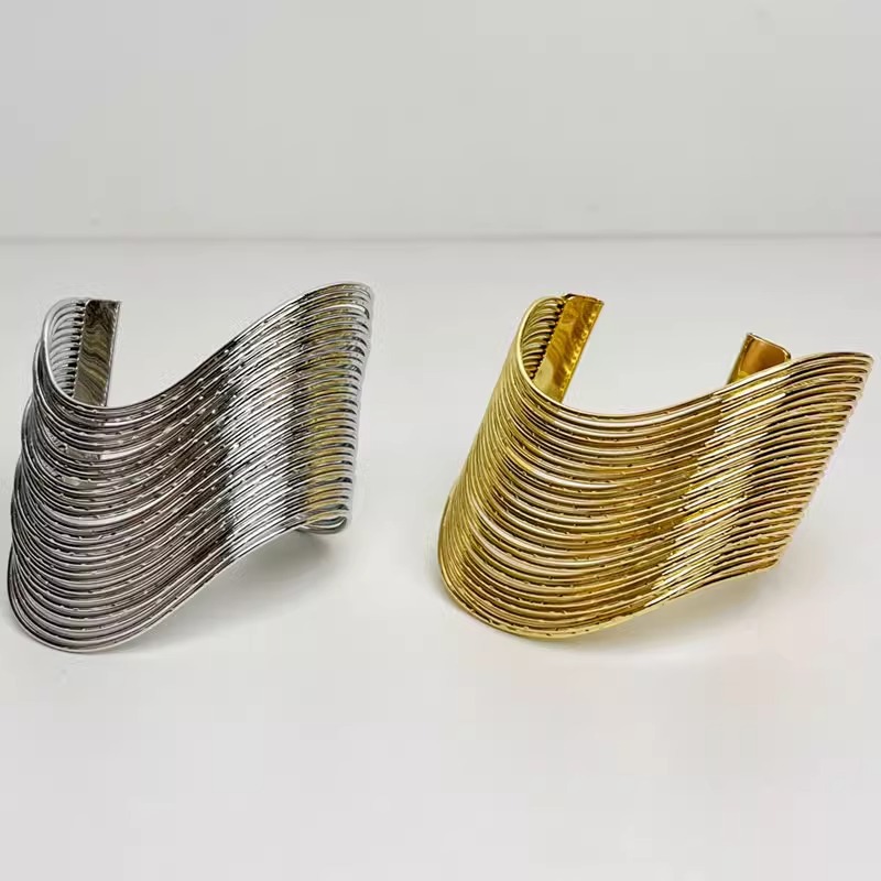 Pulsera Geométrica Metálica