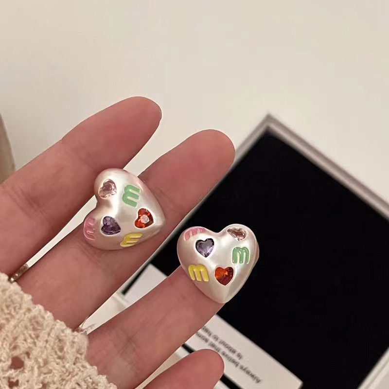 Pendientes De Corazón De Diamantes De Metal
