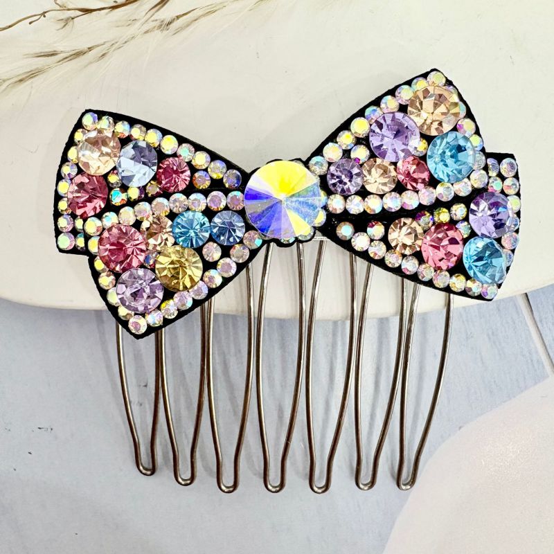 Peineta Con Lazo De Diamantes De Imitación