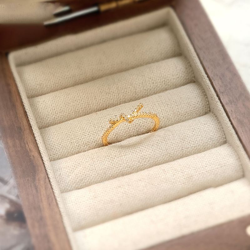 Anillo De Nudo De Diamantes